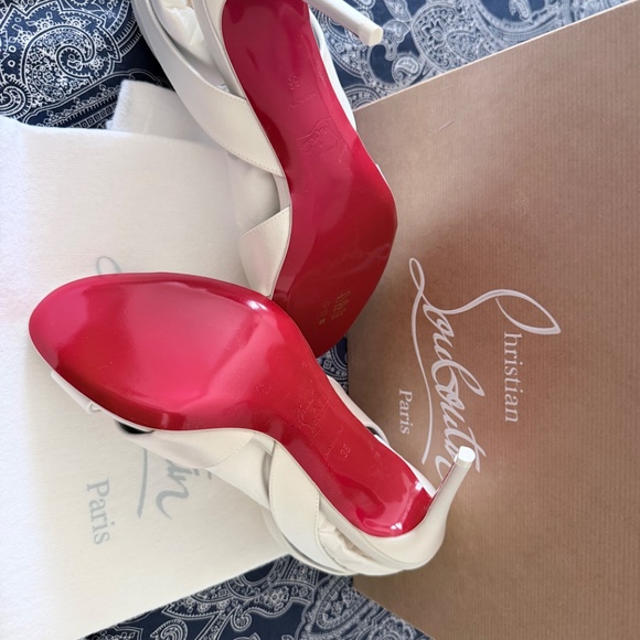 Louboutin Women’s Mariza 85 Ivory Wedding Heels - Picture 4 of 14